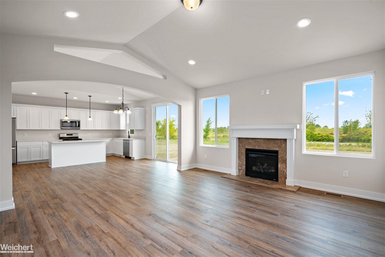 71748 Sarah Drive Romeo, MI 48065 - Photo 4 of 43 50015931-4.JPG