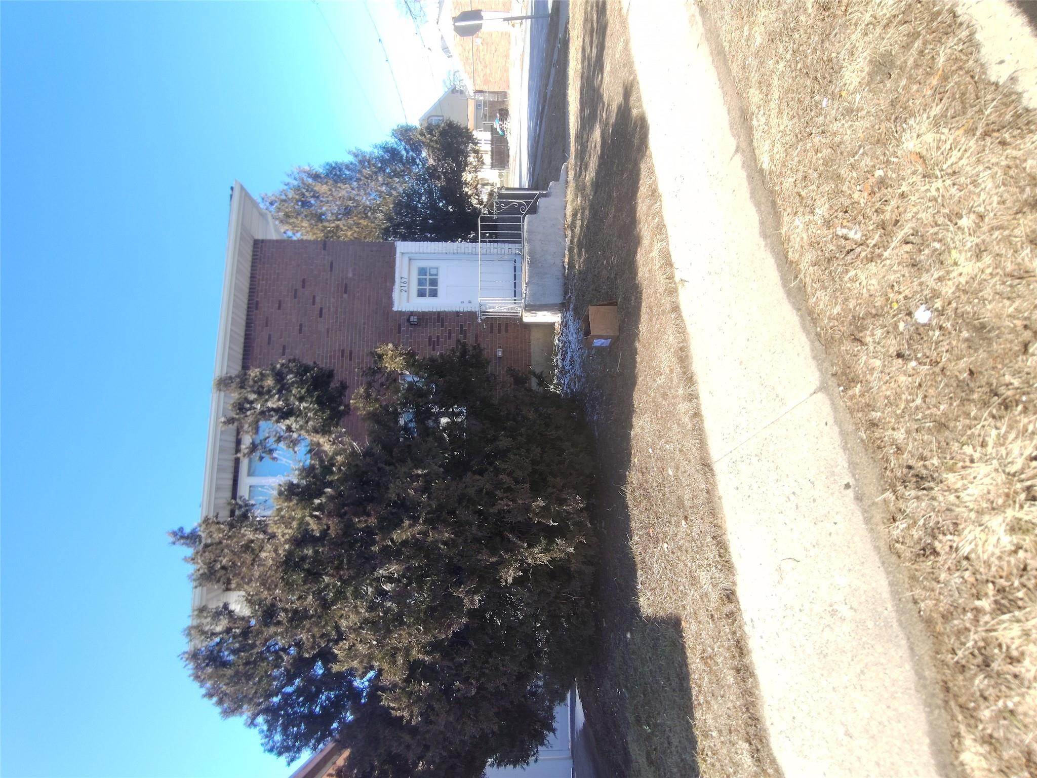 2167 A Great Neck Road Copiague, NY 11726 - Photo 2 of 18