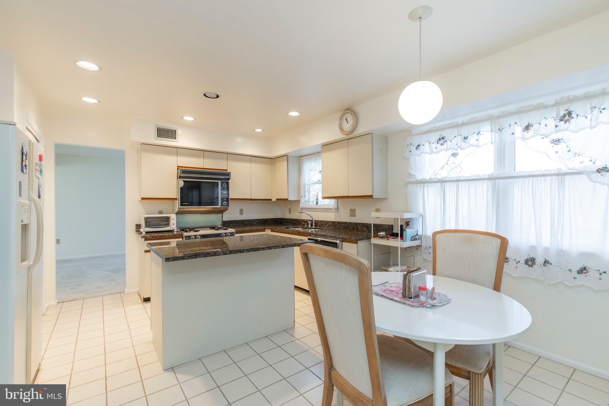 705 Yale Road Bala Cynwyd, PA 19004 - Photo 14 of 43 Gallery Image 14