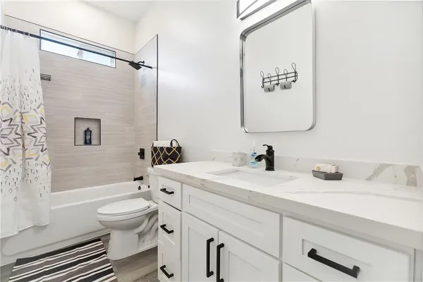 $3,500 | 1239 Center Street, Arabi, LA 70032