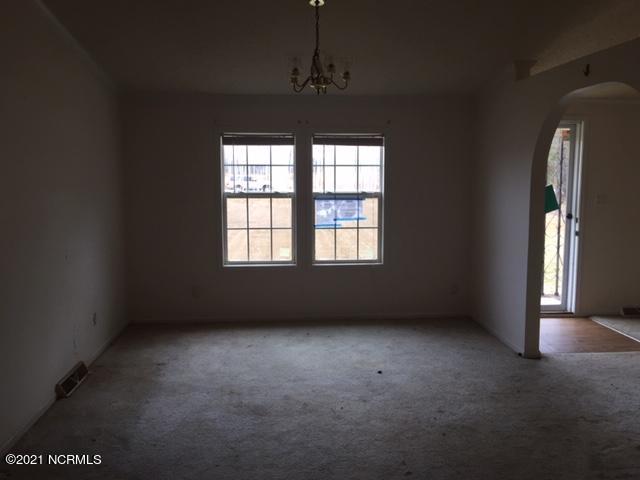 974 Jenkins Farm Road Pinetops, NC 27864 - Photo 11 of 35 Jenkins Farm Formal Dining 2