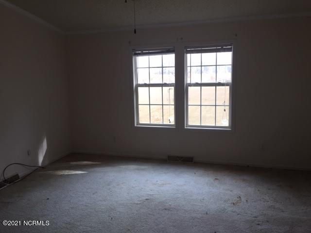 974 Jenkins Farm Road Pinetops, NC 27864 - Photo 18 of 35 Jenkins Farm Master Bedroom 2
