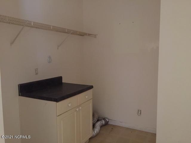 974 Jenkins Farm Road Pinetops, NC 27864 - Photo 31 of 35 Laundry Room