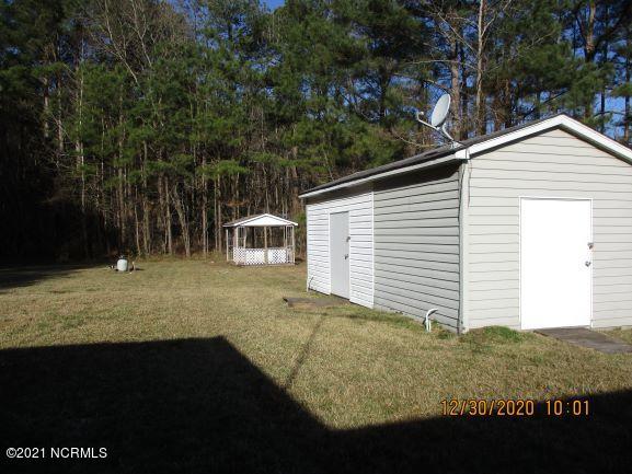 974 Jenkins Farm Road Pinetops, NC 27864 - Photo 34 of 35 Storage building