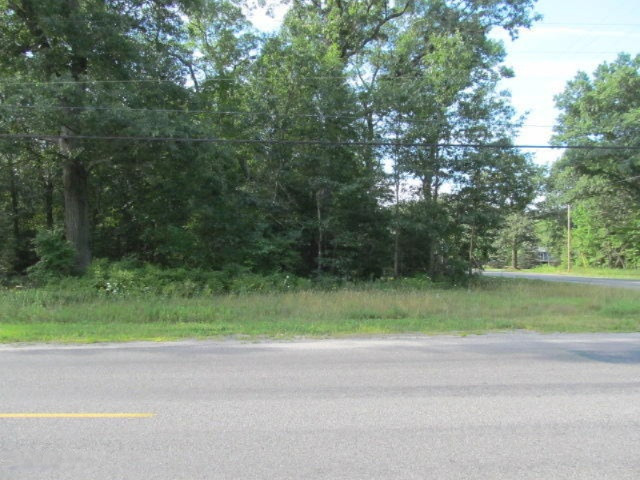 3651 Hall Road, Unit B Muskegon, MI 49442 - Photo 2 of 5 IMG_3331