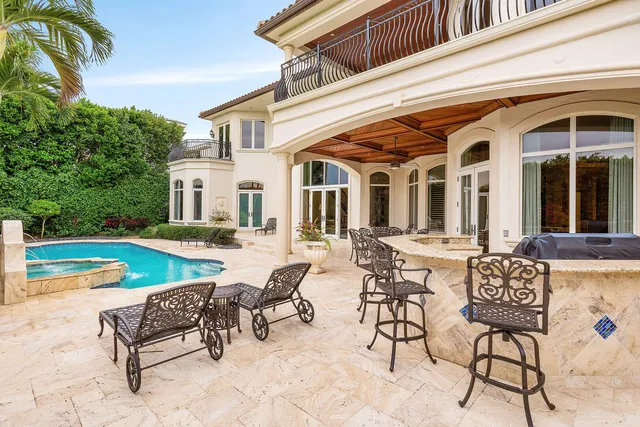$6,975,000 | 1560 Sabal Palm Drive, Boca Raton, FL 33432