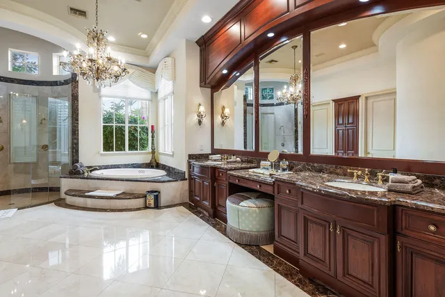 $6,975,000 | 1560 Sabal Palm Drive, Boca Raton, FL 33432