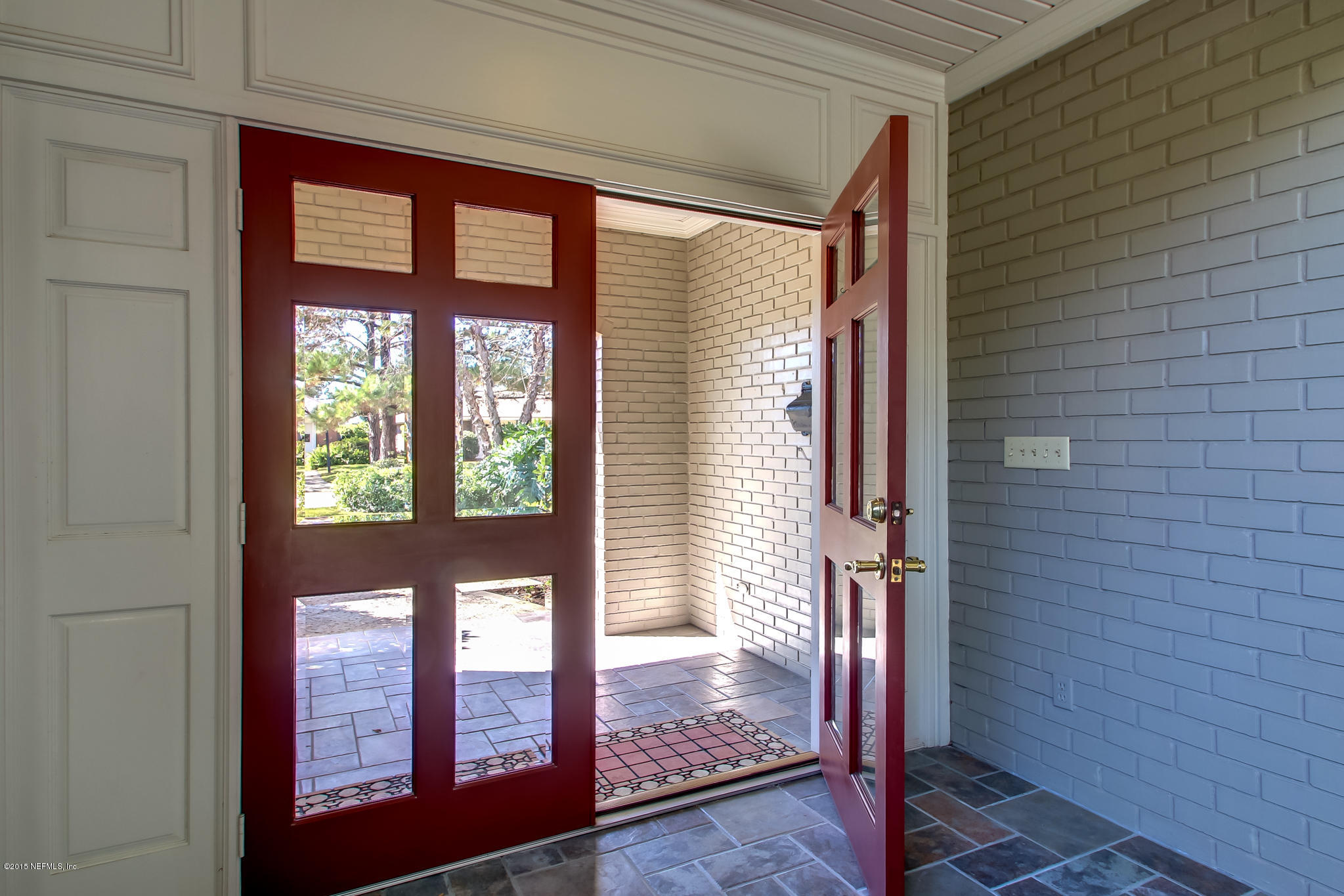 5117 Charlemagne Road Jacksonville, FL 32210 - Photo 3 of 36 Please Come In