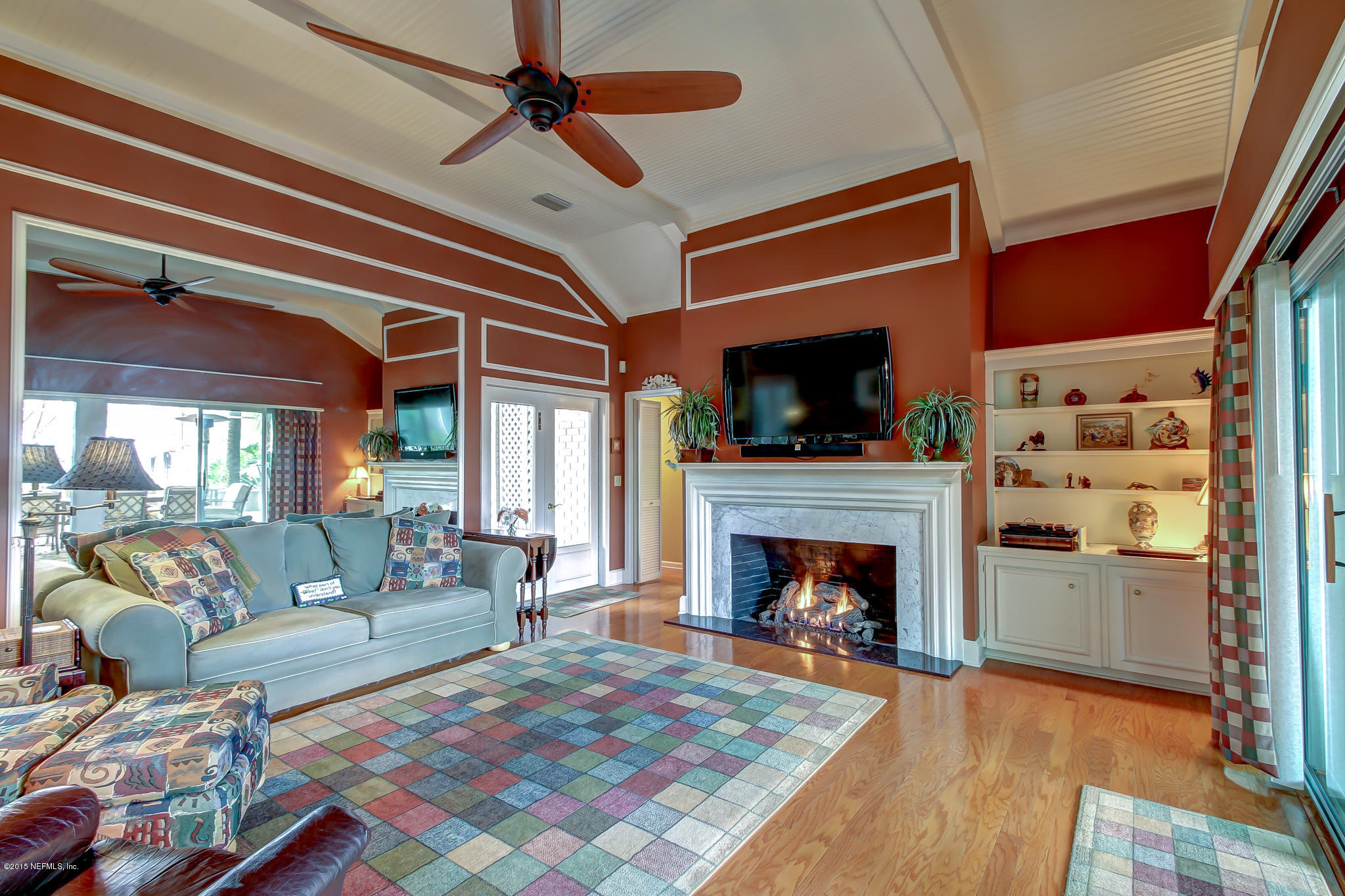 5117 Charlemagne Road Jacksonville, FL 32210 - Photo 8 of 36 Gas Fireplace