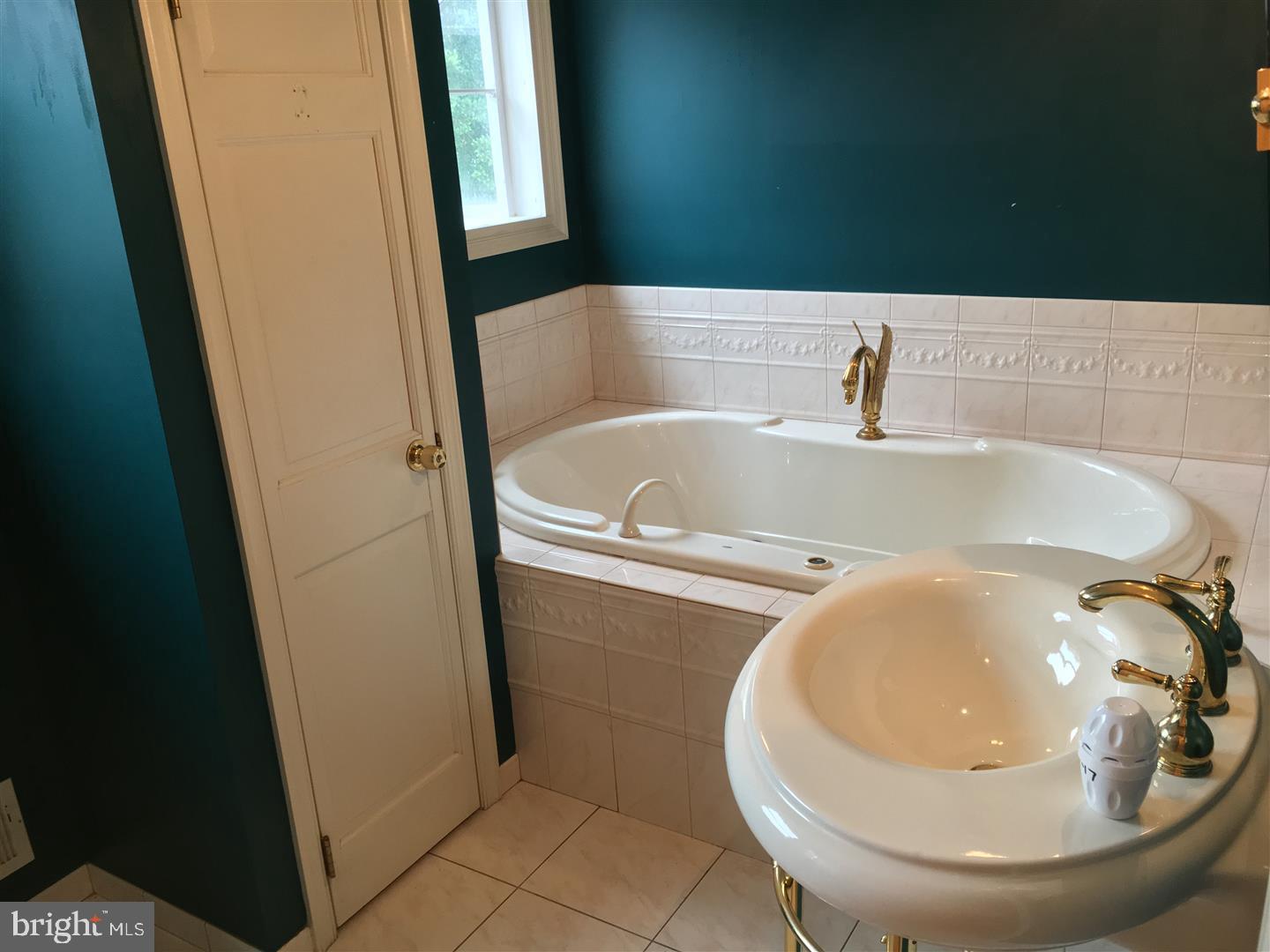907 East Evesham Road Voorhees, NJ 08043 - Photo 15 of 20 Gallery Image 15
