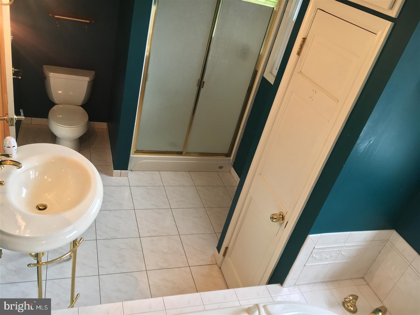 907 East Evesham Road Voorhees, NJ 08043 - Photo 16 of 20 Gallery Image 16