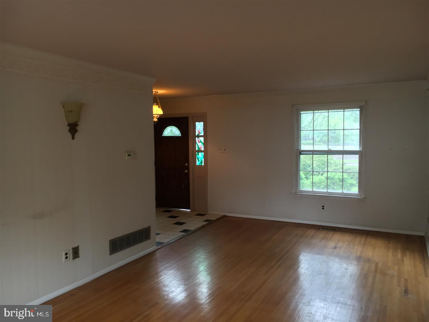 907 East Evesham Road Voorhees, NJ 08043 - Photo 3 of 20 Gallery Image 3