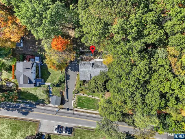 $625,000 | 370 Goffle Road, Hawthorne, NJ 07506