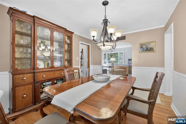 $625,000 | 370 Goffle Road, Hawthorne, NJ 07506