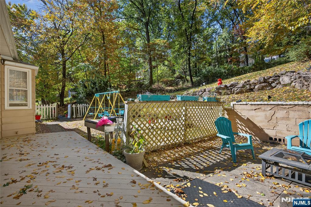 370 Goffle Road Hawthorne, NJ 07506 - Photo 31 of 37