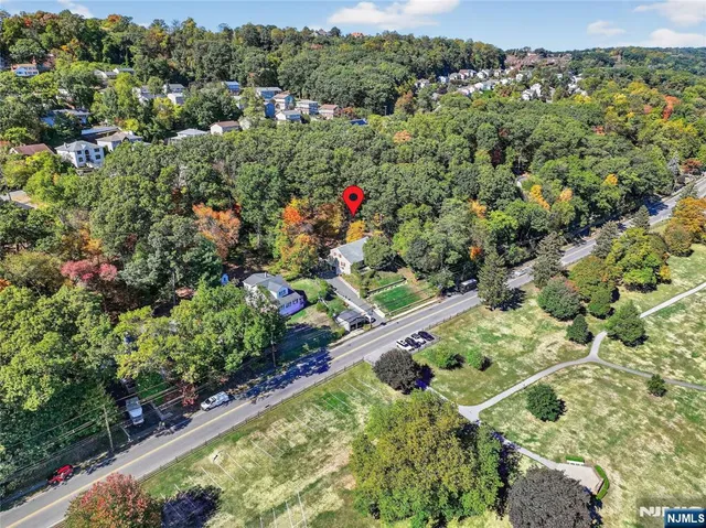 $625,000 | 370 Goffle Road, Hawthorne, NJ 07506