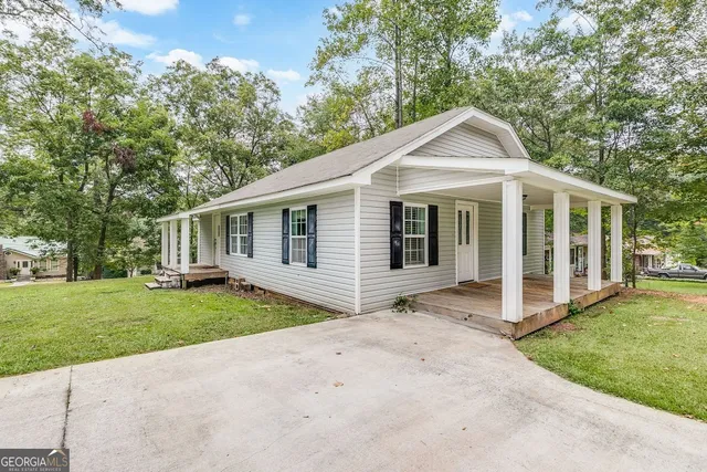 $2,000 | 322 Stewart Street, Carrollton, GA 30117