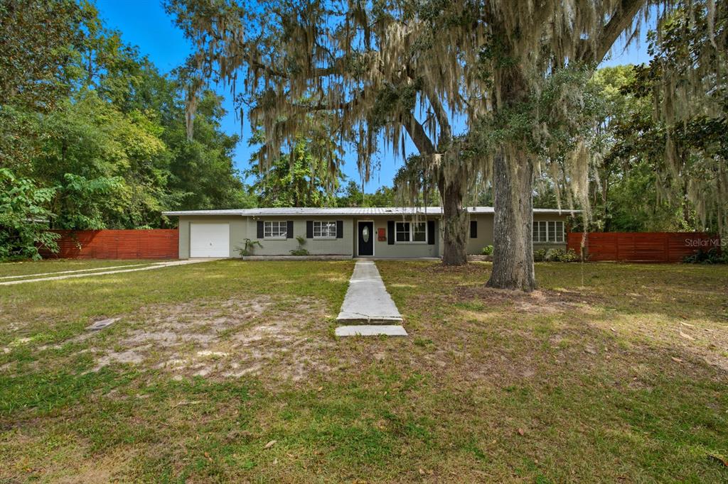 130 Southwest Peach Street Keystone Heights, FL 32656 - Photo 9 of 39