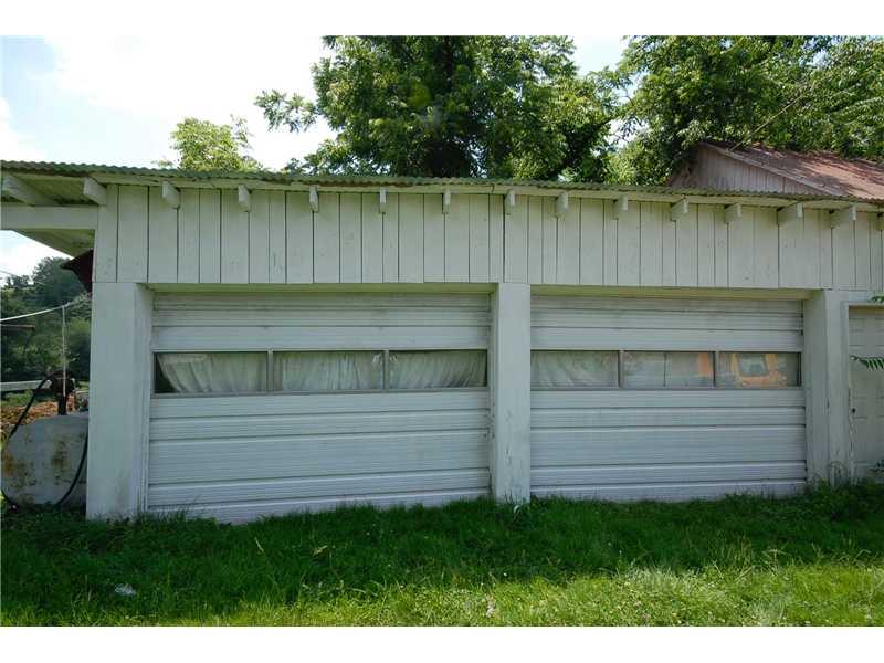 192 Breeding Hill Road Vanderbilt, PA 15486 - Photo 3 of 21 Parking Lot/Garage. 2 car garage