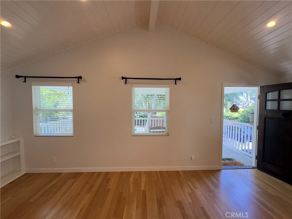 2385 Utley Road La Crescenta, CA 91214 - Photo 5 of 33