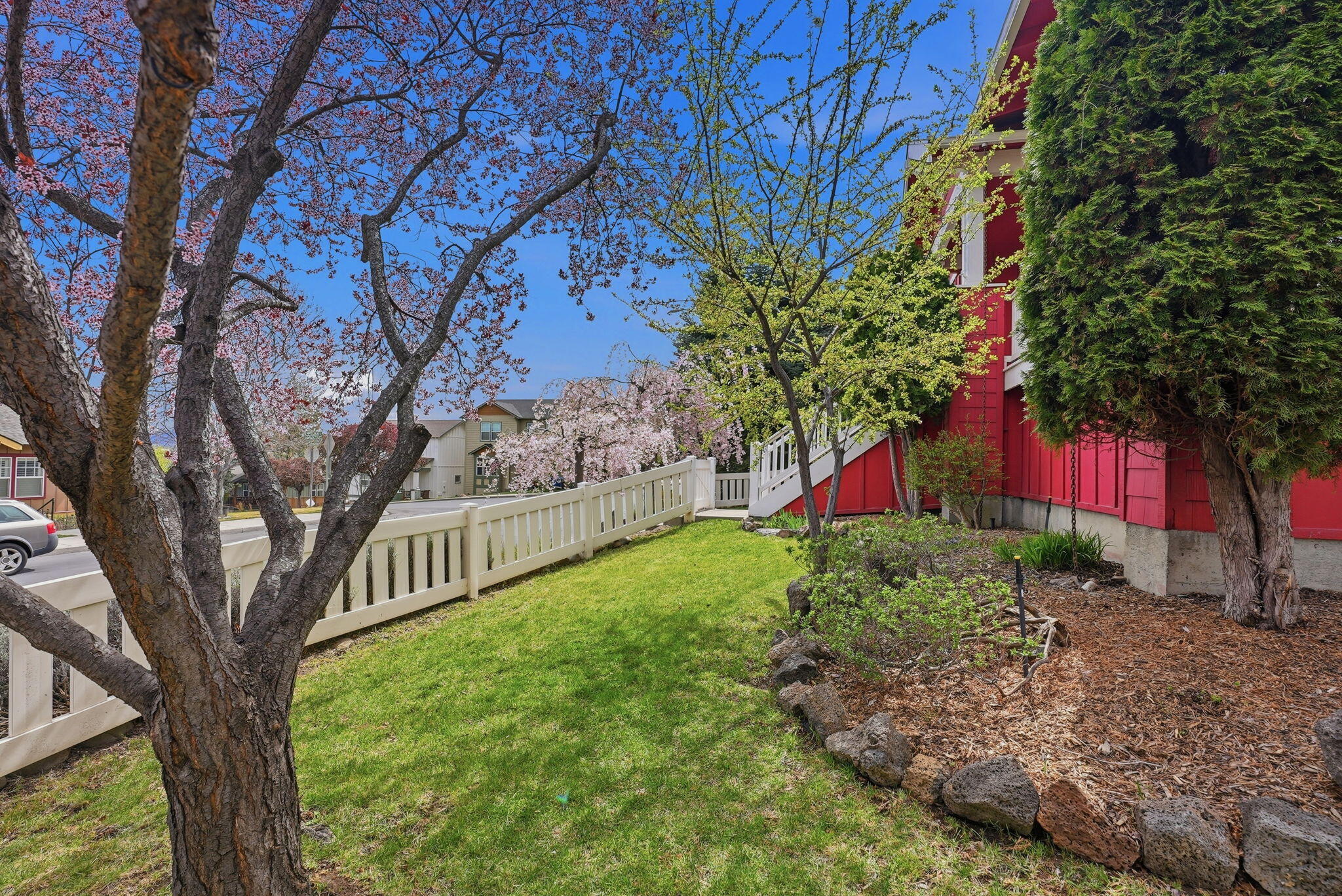 2225 Southwest 36th Court Redmond, OR 97756 - Photo 39 of 47 8-web-or-mls-Riley_Visuals_008