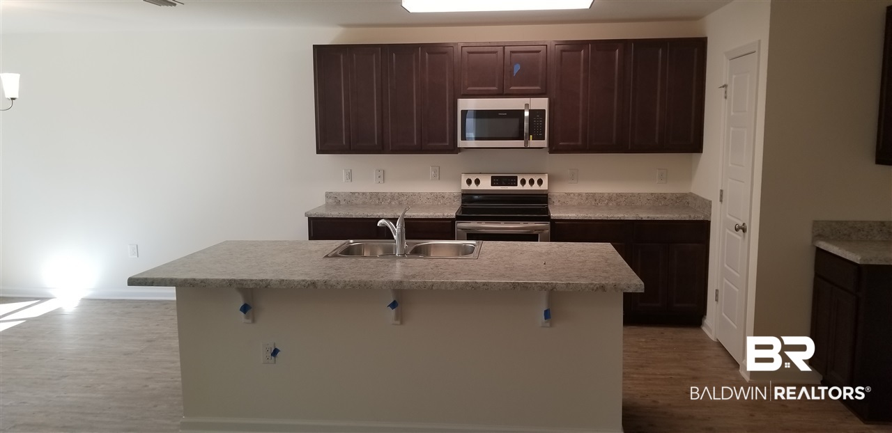 10274 Shetland Drive Daphne, AL 36527 - Photo 3 of 11
