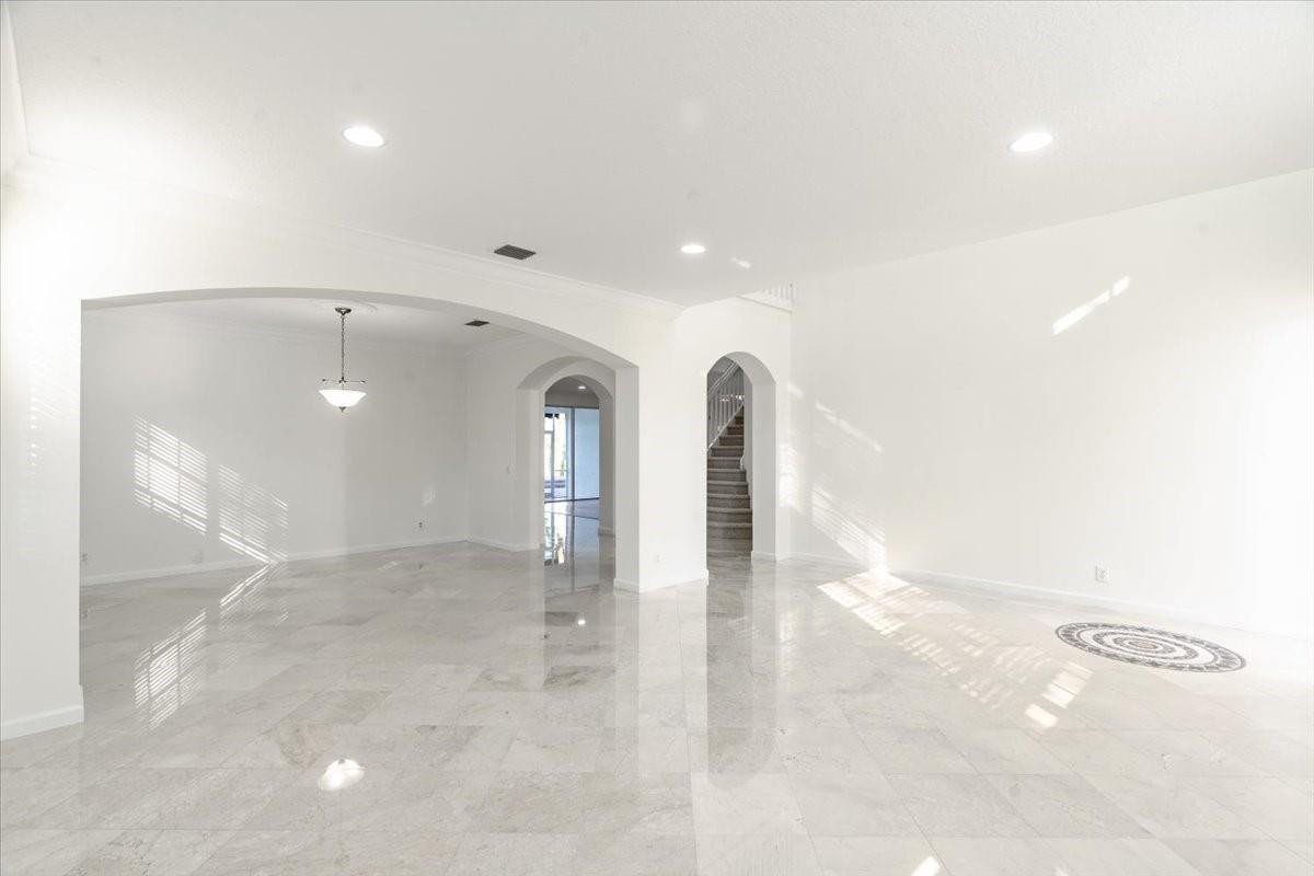 2543 Hunters Run Way Weston, FL 33327 - Photo 11 of 46 Photo 11