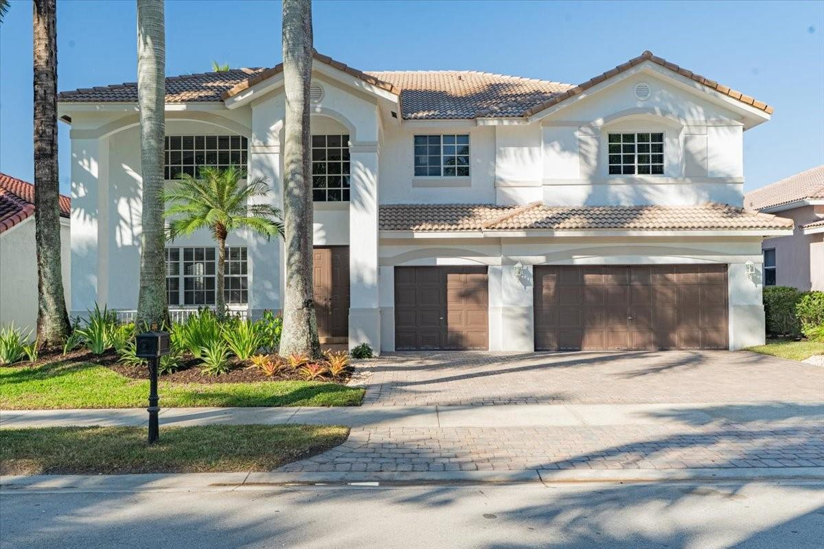 2543 Hunters Run Way Weston, FL 33327 - Photo 2 of 46 Photo 2