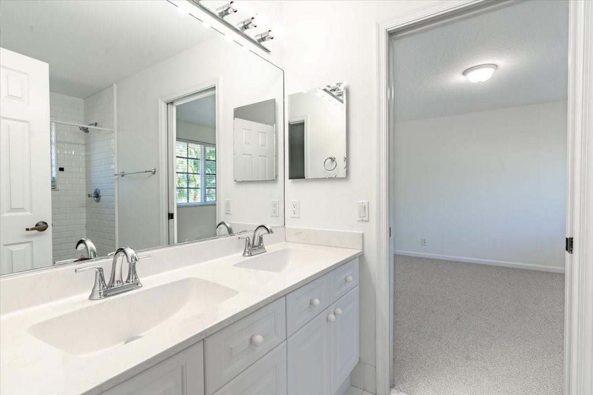 2543 Hunters Run Way Weston, FL 33327 - Photo 29 of 46 Photo 29
