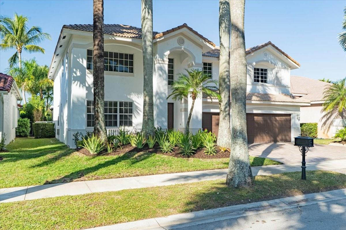 2543 Hunters Run Way Weston, FL 33327 - Photo 3 of 46 Photo 3