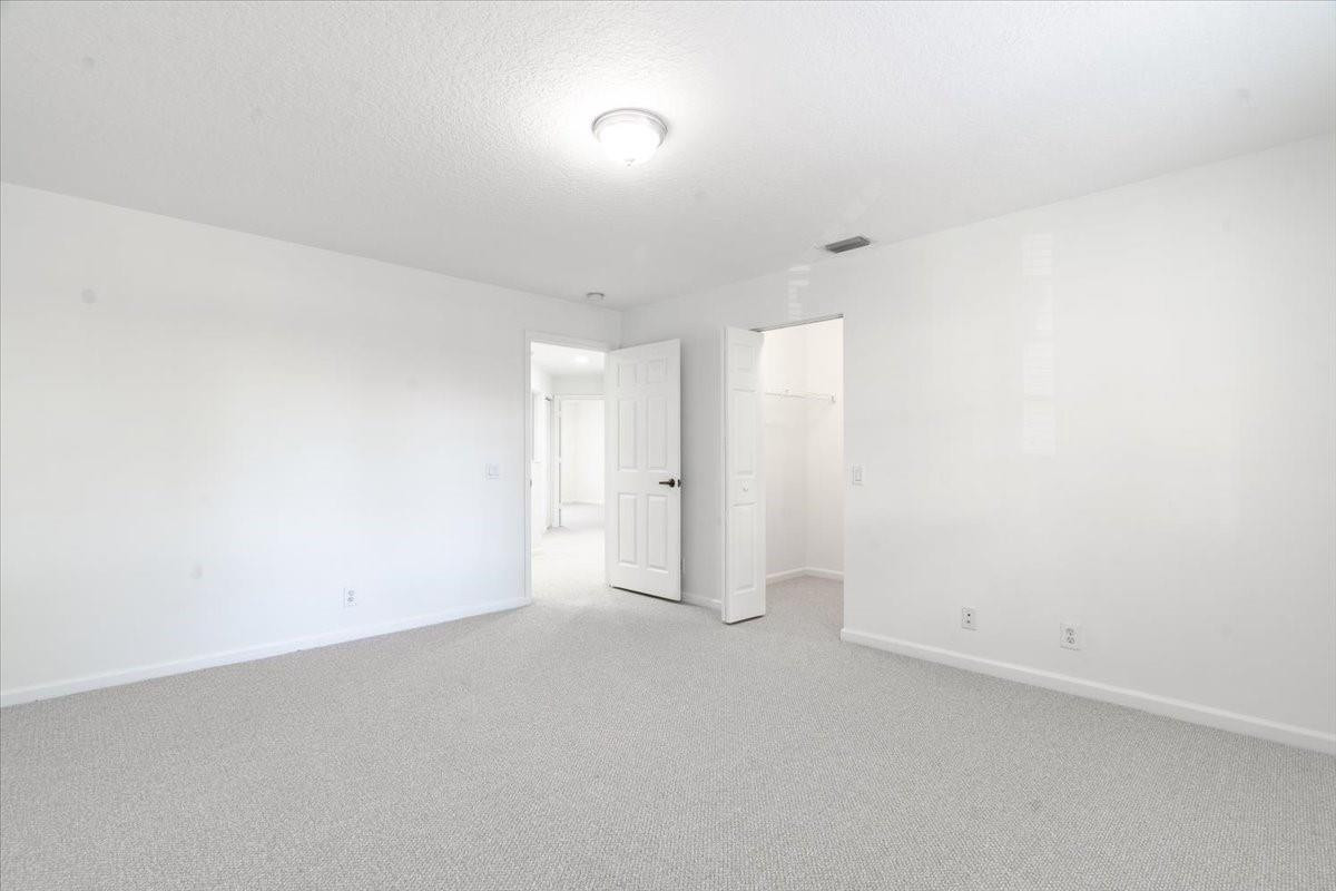 2543 Hunters Run Way Weston, FL 33327 - Photo 34 of 46 Photo 34