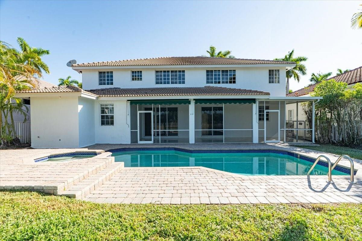 2543 Hunters Run Way Weston, FL 33327 - Photo 4 of 46 Photo 4