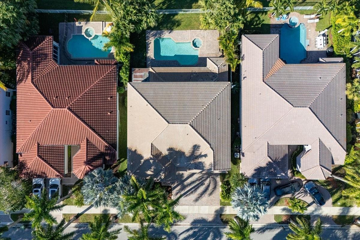 2543 Hunters Run Way Weston, FL 33327 - Photo 9 of 46 Photo 9