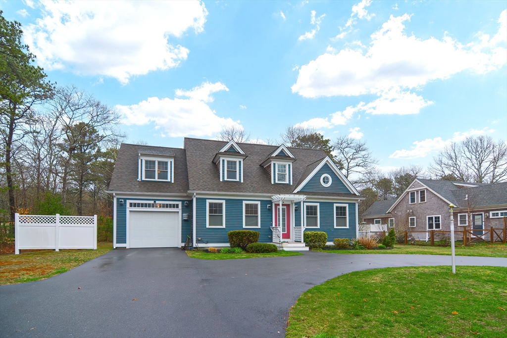 8 Wilann Road Mashpee, MA 02649 - Photo 3 of 42 Gallery Image 3