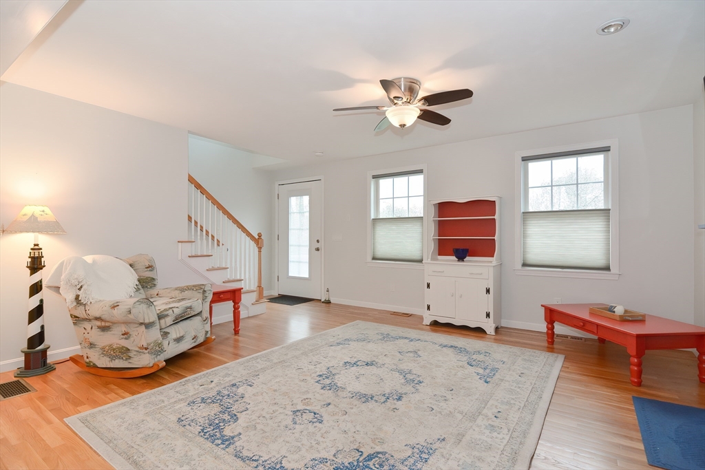 8 Wilann Road Mashpee, MA 02649 - Photo 5 of 42 Gallery Image 5