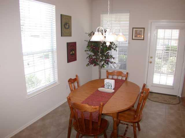 1900 Scofield Ridge Parkway, Unit 1102 Austin, TX 78727 - Photo 5 of 12