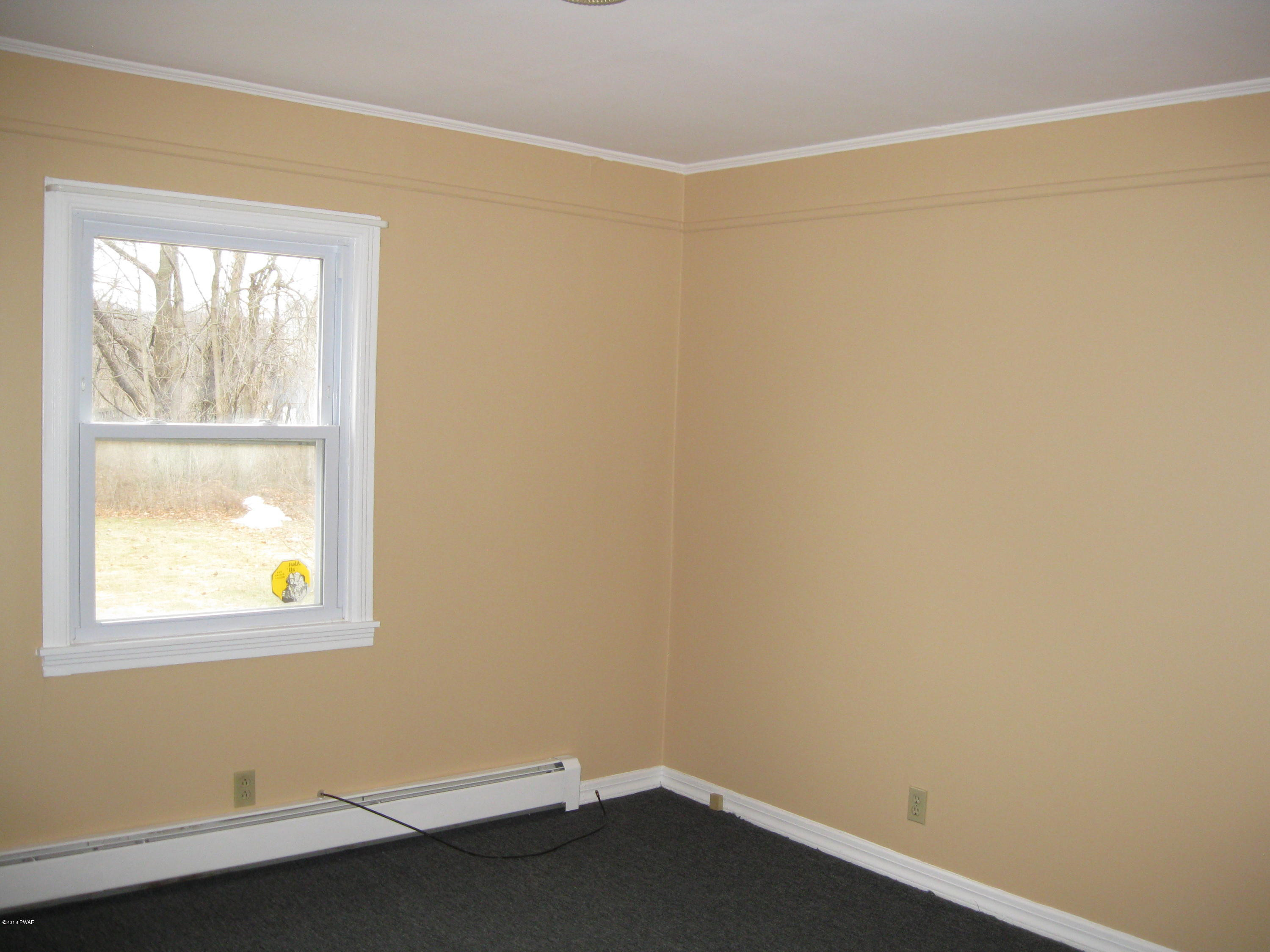 23 1st Street, Unit 2 Matamoras, PA 18336 - Photo 6 of 11