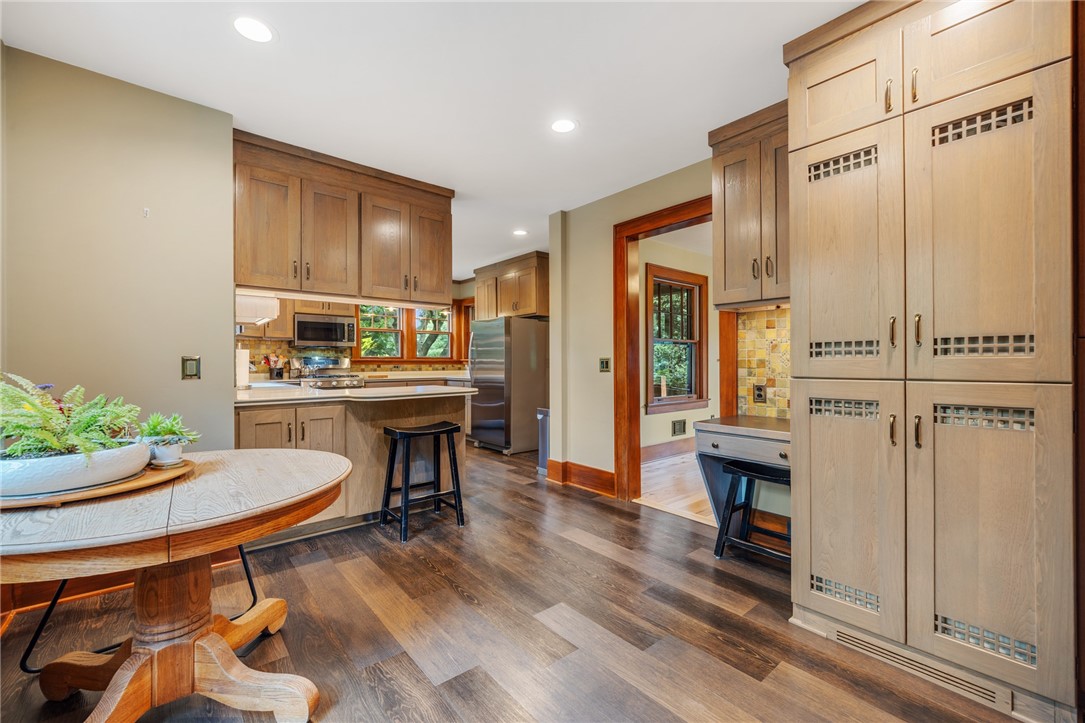 489 Helendale Road Irondequoit, NY 14609 - Photo 25 of 50