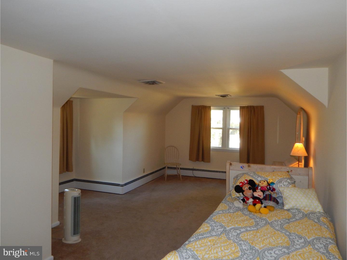 1133 County Line Road Huntingdon Valley, PA 19006 - Photo 15 of 25 Gallery Image 15