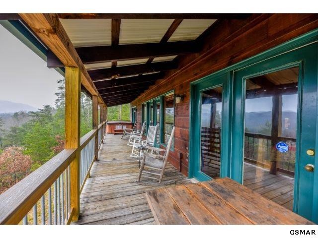 2148 Little Valley Road, Unit 11 Pigeon Forge, TN 37862 - Photo 24 of 33