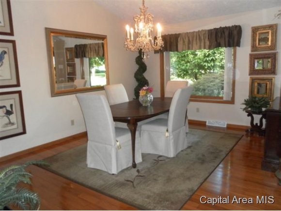 3205 Lobell Drive Springfield, IL 62712 - Photo 7 of 22 Gallery Image 7