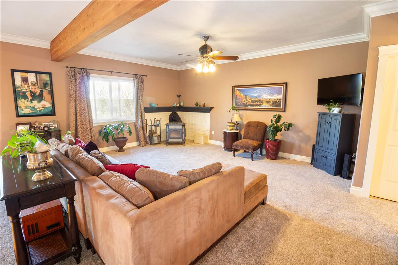 9703 South Grove Road Cheney, WA 99004 - Photo 5 of 20