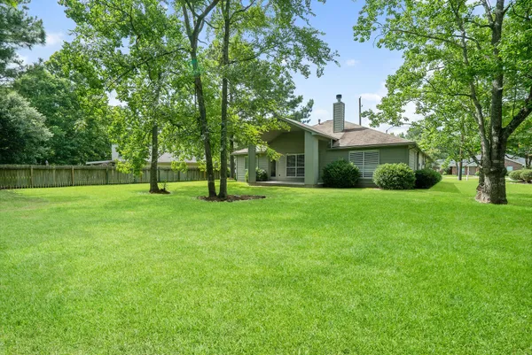 $1,950 | 7131 Woodland Oaks, Magnolia, TX 77354