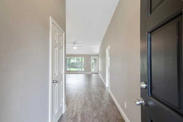 $1,950 | 7131 Woodland Oaks, Magnolia, TX 77354