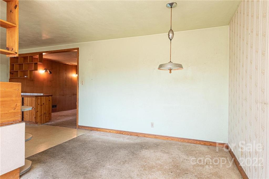 2843 Springs Road Northeast Hickory, NC 28601 - Photo 23 of 46 Gallery Image 23