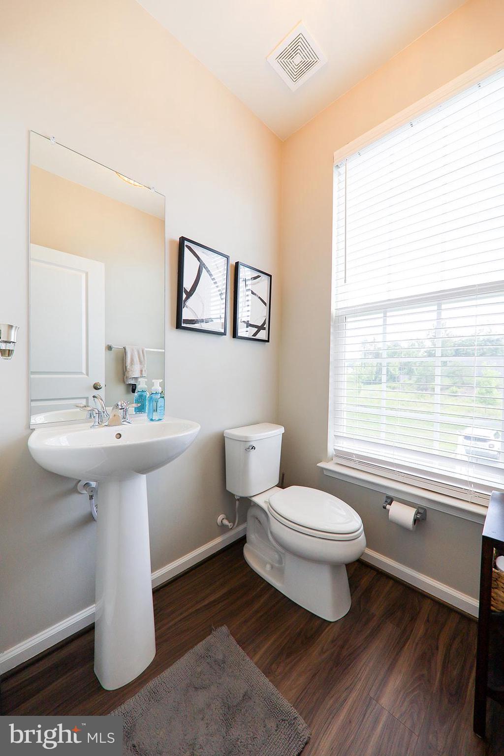 8182 Broad Place Manassas, VA 20111 - Photo 12 of 25