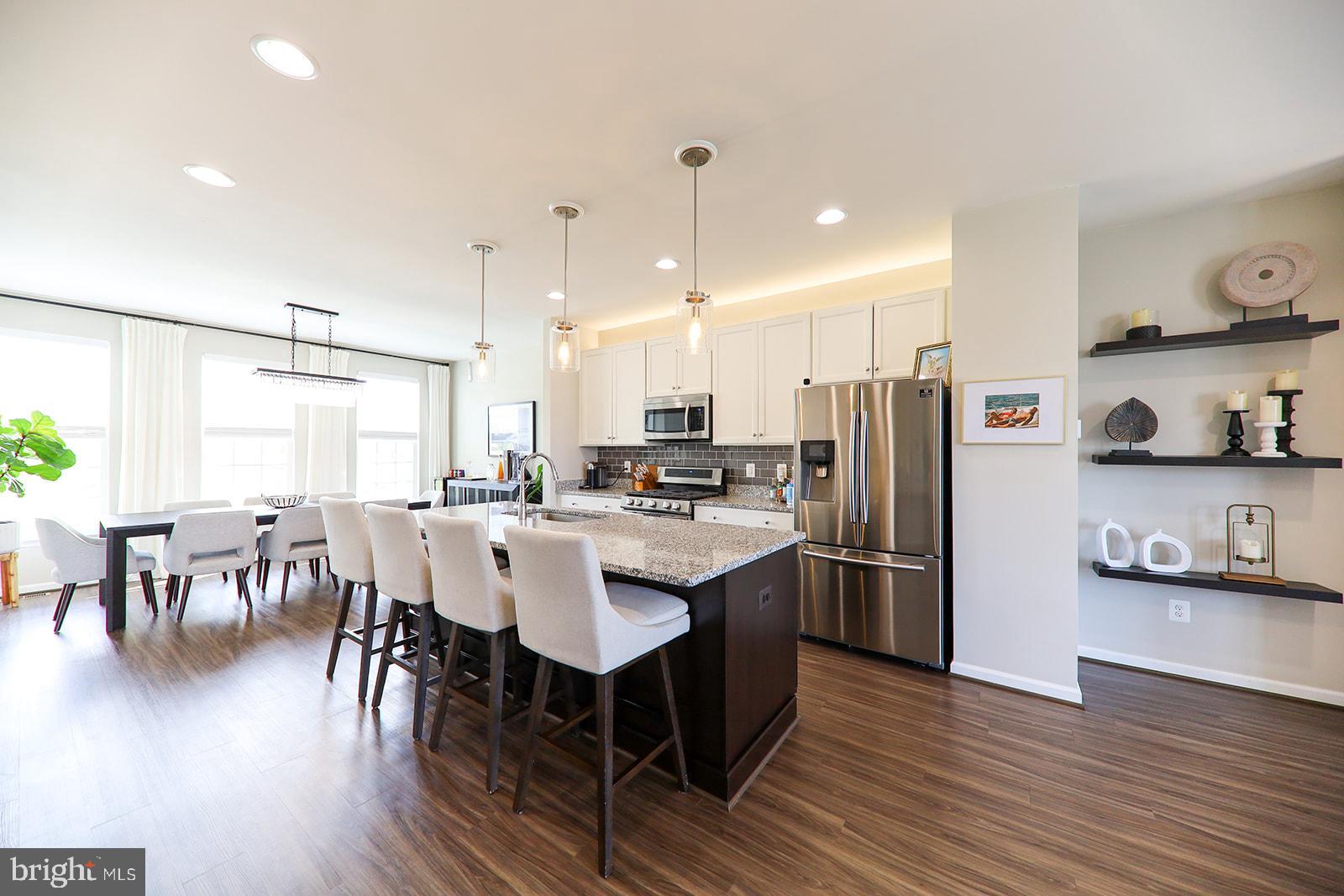 8182 Broad Place Manassas, VA 20111 - Photo 7 of 25