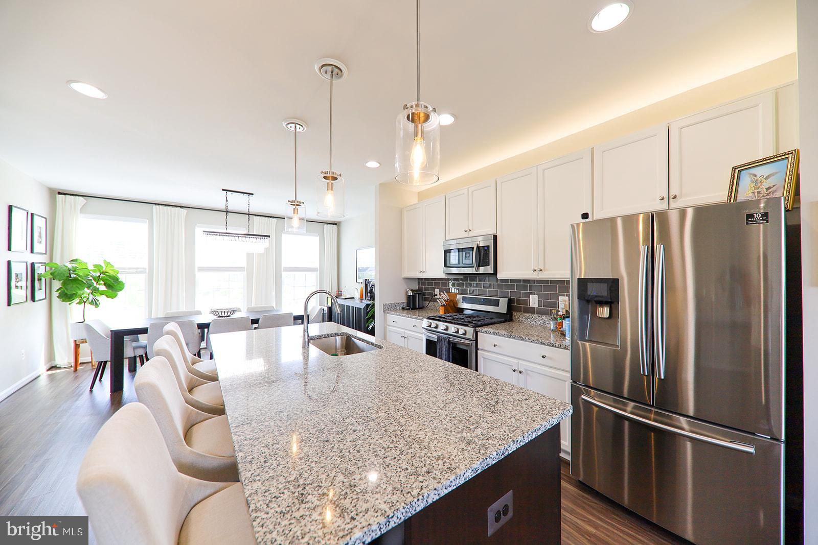 8182 Broad Place Manassas, VA 20111 - Photo 9 of 25