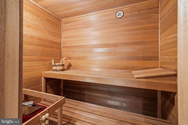 $1,975,000 | 820 Rapidan Court, Alexandria, VA 22304