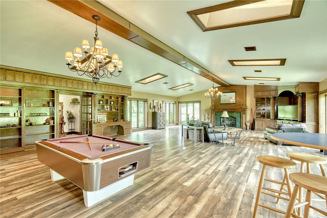 4005 County Line Road Walworth, NY 14502 - Photo 10 of 50 An entertainer dream! Spectacular 1500 square-foot